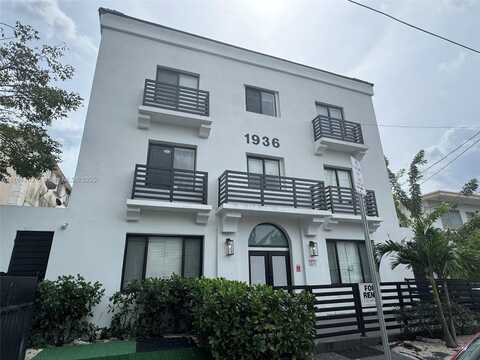 1936 SW 2nd St, Miami, FL 33135