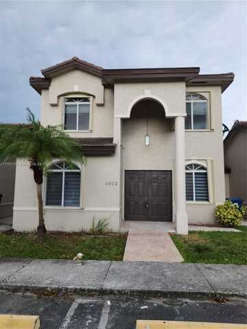 18871 NW 84th Ct, Hialeah, FL 33015