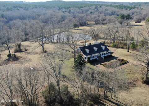 556 Thomas Road, Waterford, MS 38685