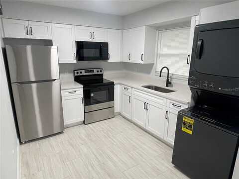 11314 N 52ND STREET, TAMPA, FL 33617