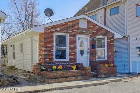 11 Waterview Place, Keansburg, NJ 07734