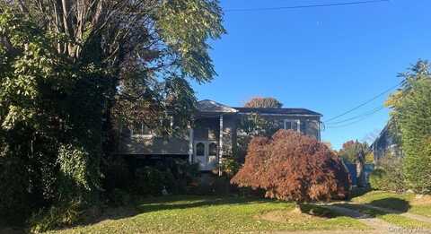 350 N Coventry Road N, West Hempstead, NY 11552