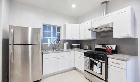 1731 West Boulevard, Los Angeles, CA 90019