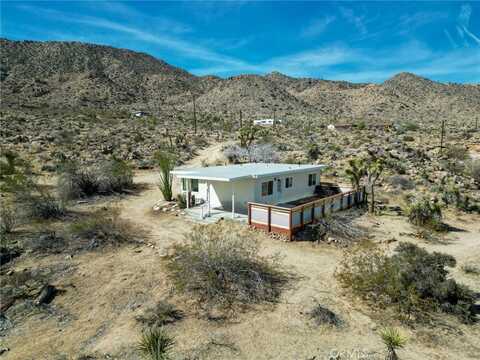 8587 Fleur Drive, Joshua Tree, CA 92252