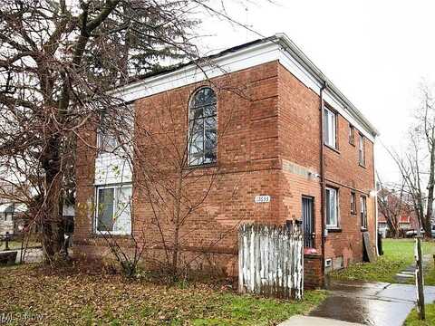 17633 Harvard Avenue, Cleveland, OH 44128