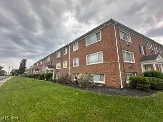 2789 Noble Road unit: 1, Cleveland Heights, OH 44121
