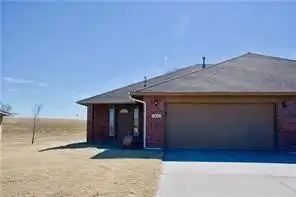 26 Lombardy Street, Clinton, OK 73601