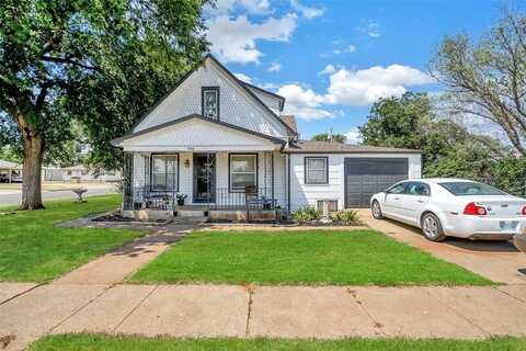 301 E Arapaho Avenue, Weatherford, OK 73096