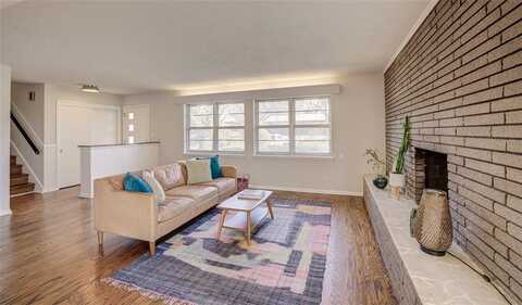 2732 Walnut Road, Norman, OK 73072