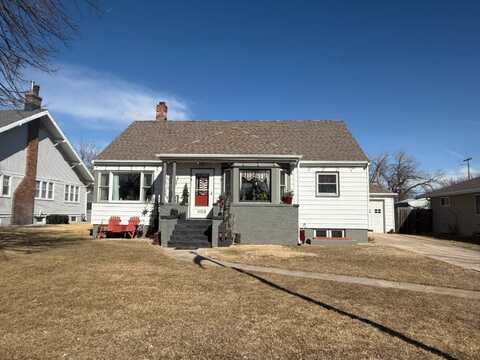 808 E Douglas St, ONeill, NE 68763