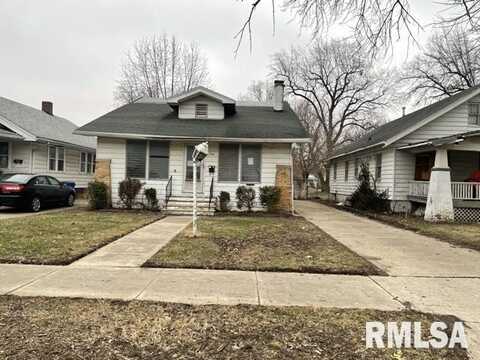 1746 N GRACELAND Avenue, Decatur, IL 62526