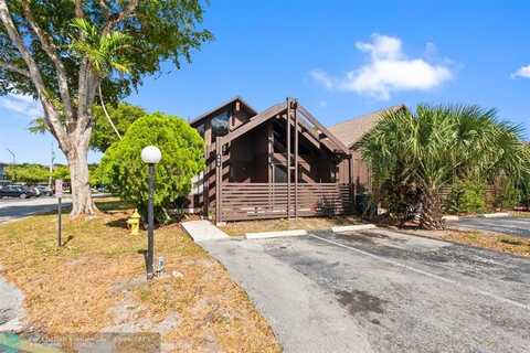 499 N University Dr, Plantation, FL 33324