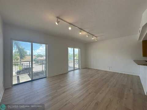 2631 NE 14th Ave, Wilton Manors, FL 33334