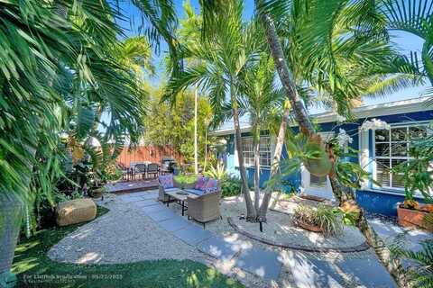925 NE 40th Street, Oakland Park, FL 33334