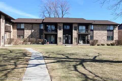 256 E 13 MILE Road, Madison Heights, MI 48071