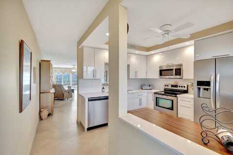 2901 Victoria Circle, Coconut Creek, FL 33066