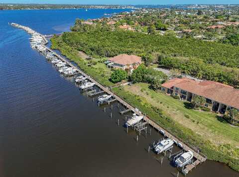 2381 SW Carriage Hill Terrace, Palm City, FL 34990