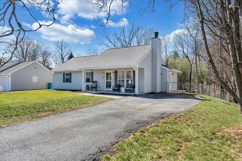 4764 Horseman DR NE, Roanoke, VA 24019