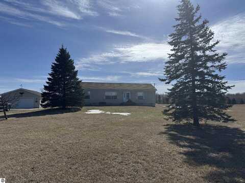 4574 E M-55, Prescott, MI 48756