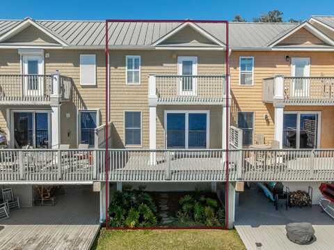 9 E Mashes Sands Road, Ochlockonee Bay, FL 32346