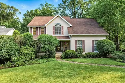 1091 Foxwood Drive, Hermitage, PA 16148