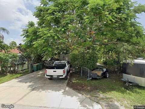 Trammell St, Naples, FL 34113