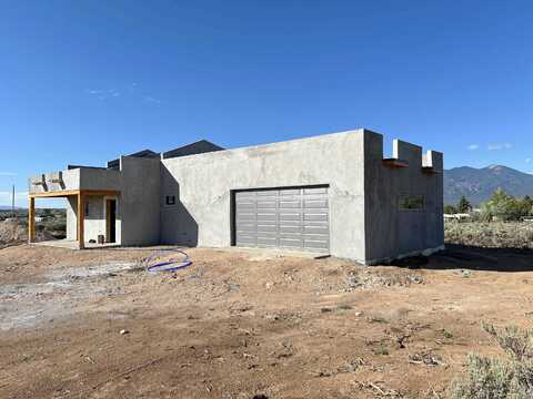 Cuatro Vientos Rd, Ranchos De Taos, NM 87557