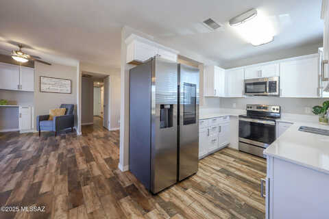 Cooper, TUCSON, AZ 85711