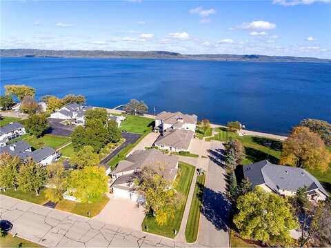 Oak, LAKE CITY, MN 55041