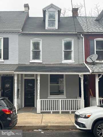 Clark, LANCASTER, PA 17602