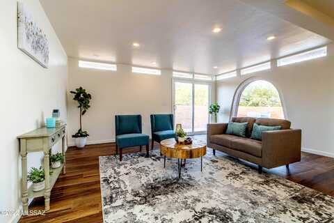 6Th, TUCSON, AZ 85711