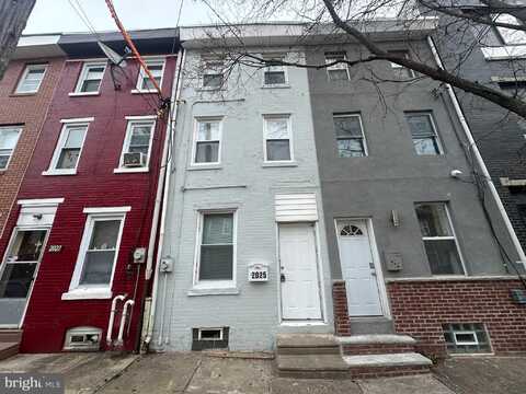 Lawrence, PHILADELPHIA, PA 19122