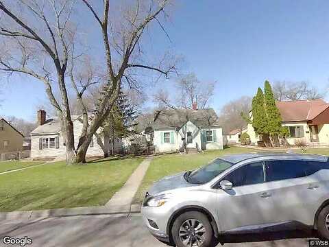 Ashland, St Paul Park, MN 55071