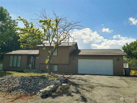 Hillcrest Circle, OMAK, WA 98841