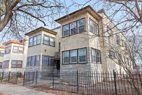 17Th, MINNEAPOLIS, MN 55404