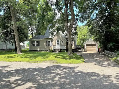 Belle Vue, FAIRMONT, MN 56031