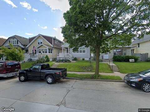 71St, MILWAUKEE, WI 53214