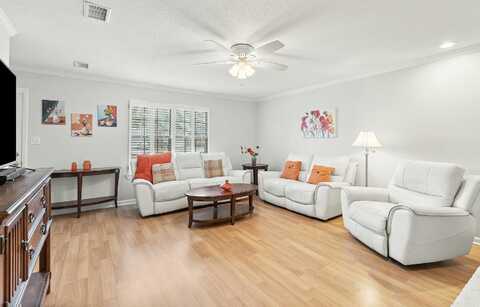 4Th, SHALIMAR, FL 32579