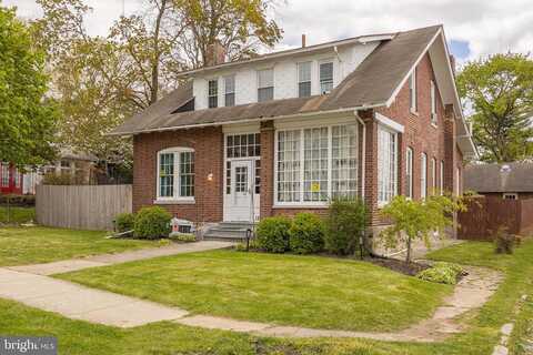 Centre, Black Horse, PA 19403