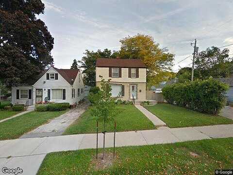 Melvina, MILWAUKEE, WI 53216