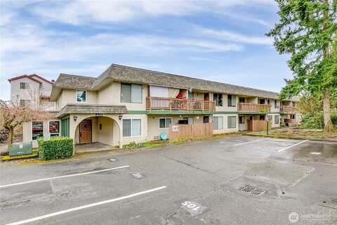 Holly, EVERETT, WA 98208
