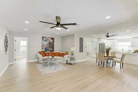 1St, BRADENTON, FL 34209