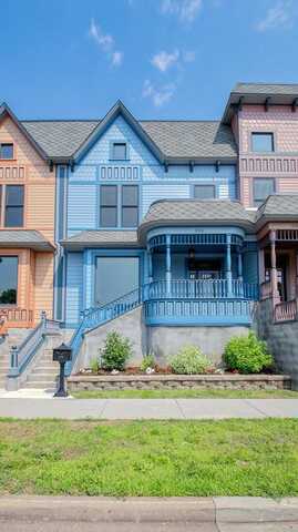 Grand, EAU CLAIRE, WI 54703