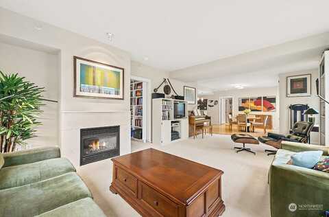 Clay, SEATTLE, WA 98121