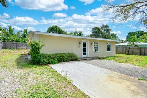 Cheri, JENSEN BEACH, FL 34957