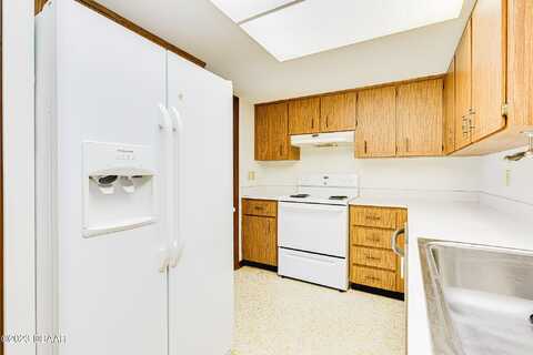 Beach, ORMOND BEACH, FL 32174