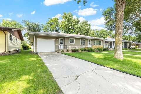 Donita, MARSHALL, MN 56258