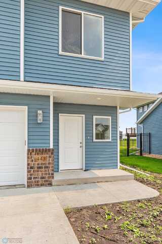 Hampton, MOORHEAD, MN 56560