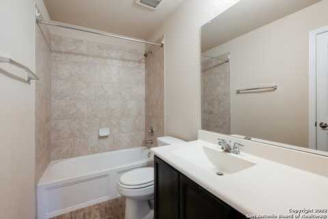Pelican, SAN ANTONIO, TX 78221