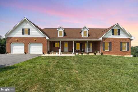 8Th, WAYNESBORO, PA 17268